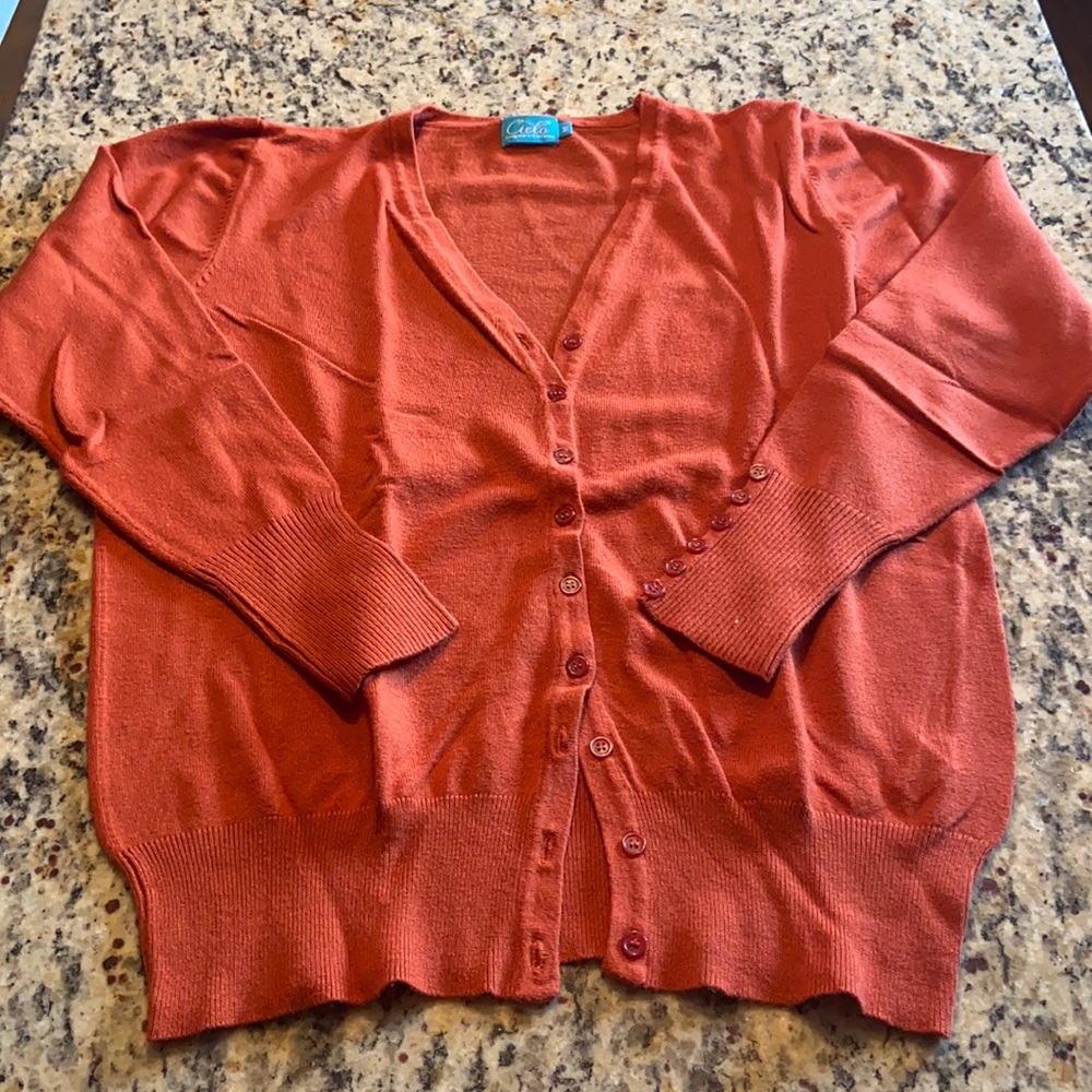 Cardigan sweater